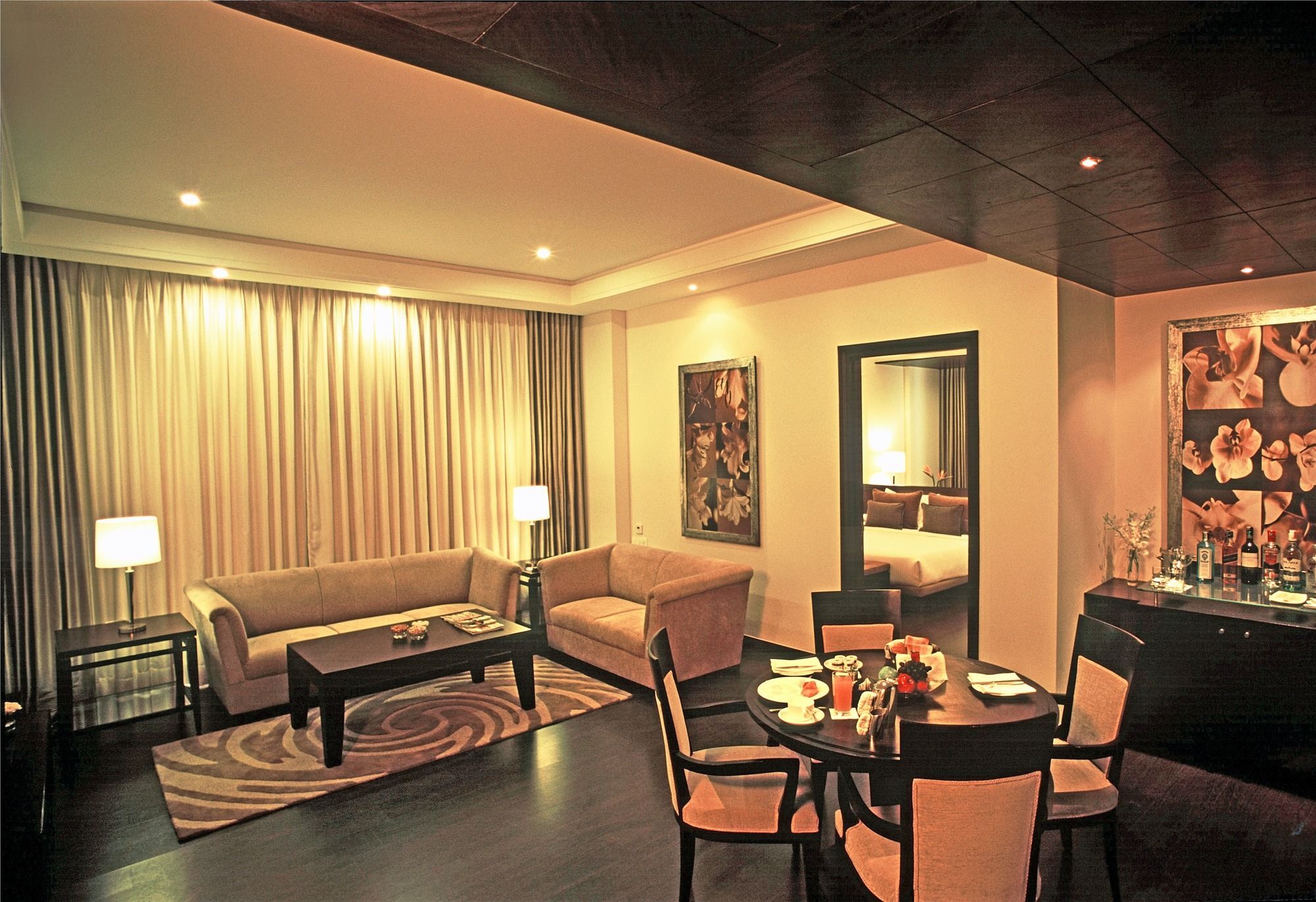 Radisson Noida Hotel ภายนอก รูปภาพ