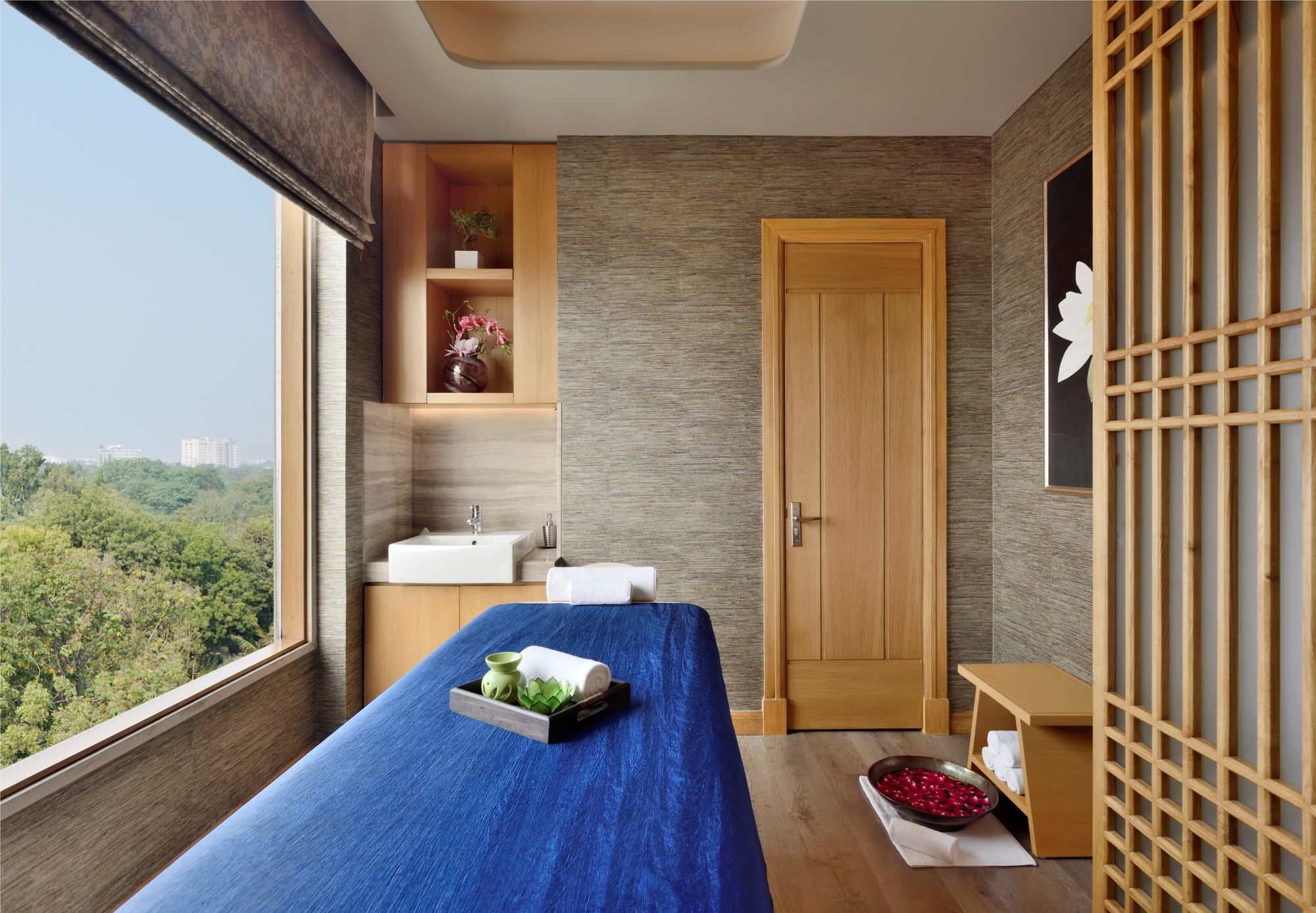 Radisson Noida Hotel ภายนอก รูปภาพ