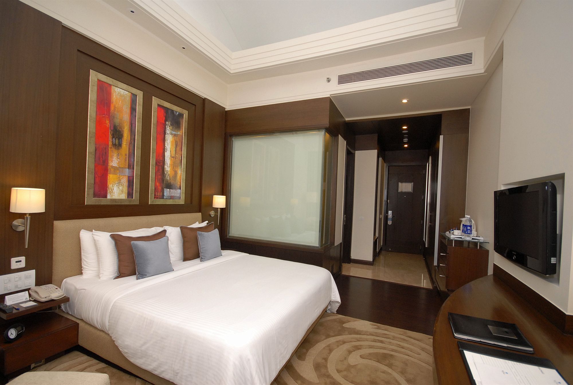 Radisson Noida Hotel ภายนอก รูปภาพ